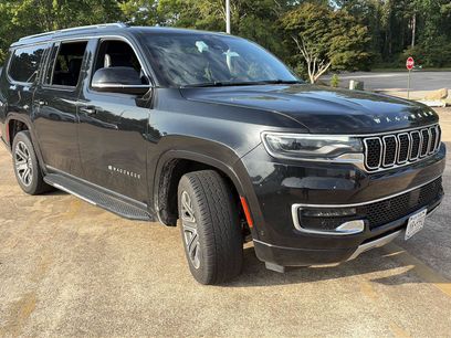 Used 2024 Jeep Wagoneer L Series II w/ Flexible Seating Group
