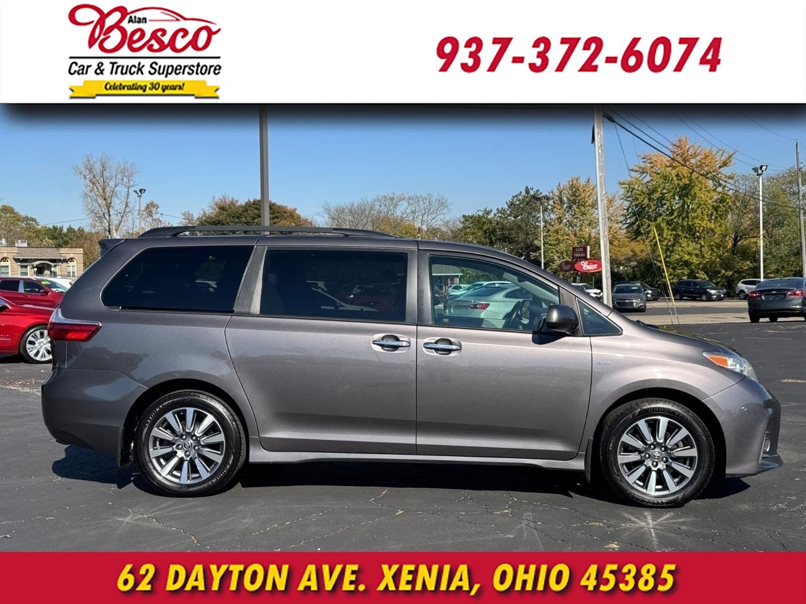 Used 2020 Toyota Sienna XLE w/ XLE Navigation Package AWD/4WD image 3