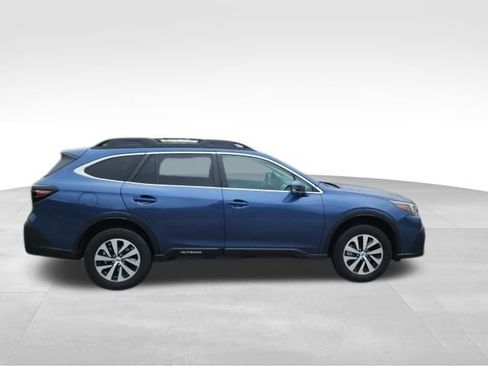 Used 2020 Subaru Outback Premium AWD/4WD image 2