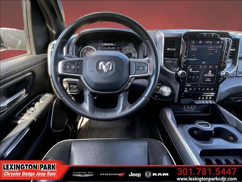 Used 2023 RAM 1500 Laramie AWD/4WD image 9