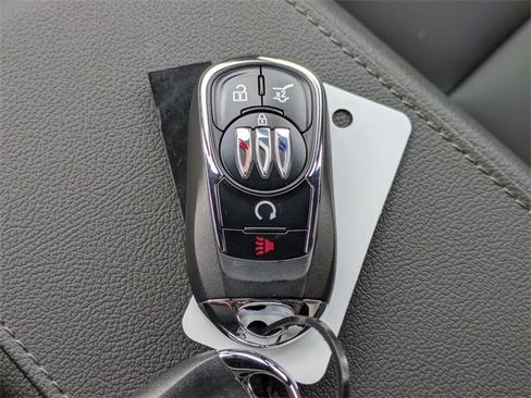 New 2026 Buick Envista Avenir image 37