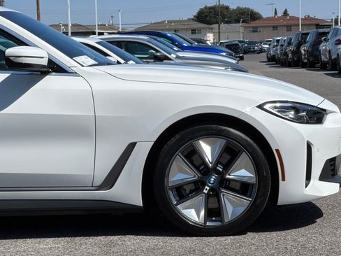 Used 2024 BMW i4 eDrive35 w/ Premium Package RWD image 34