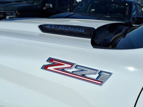 New 2026 Chevrolet Silverado 2500 LT w/ All Star Edition AWD/4WD image 6