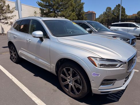 Used 2019 Volvo XC60 T8 Inscription w/ Advanced Package AWD/4WD image 3