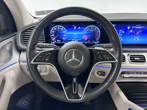 Certified 2024 Mercedes-Benz GLS 450 4MATIC image 21