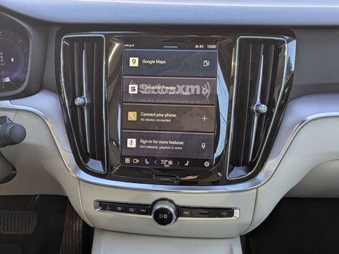 Certified 2025 Volvo S60 B5 Core image 22