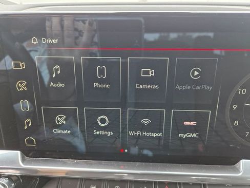 Used 2024 GMC Sierra 1500 Elevation image 27