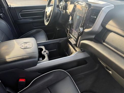 Used 2025 RAM 2500 Laramie w/ Night Edition AWD/4WD image 11