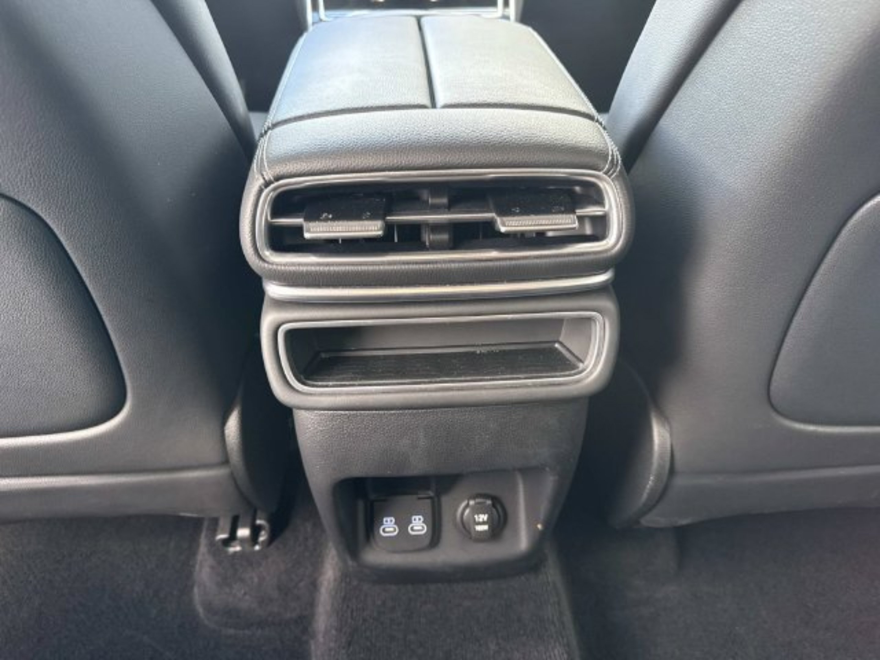 Used 2026 Genesis GV80 2.5T AWD/4WD image 13