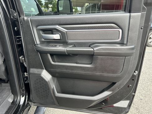Used 2025 RAM 3500 Big Horn AWD/4WD image 21
