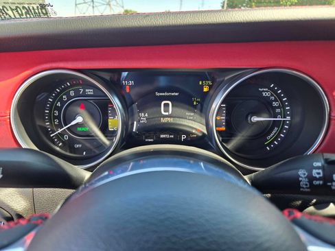 Used 2023 Jeep Wrangler Unlimited Rubicon 4xe AWD/4WD image 20