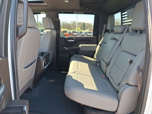 Used 2021 GMC Sierra 2500 SLT w/ SLT Premium Package image 11