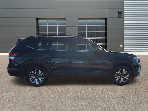 New 2026 Volkswagen Atlas SE image 8