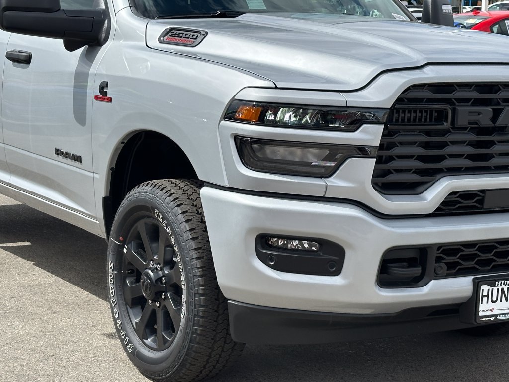 New 2026 RAM 2500 Big Horn AWD/4WD image 9