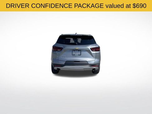 Used 2023 Chevrolet Blazer LT w/ Convenience Package FWD image 4