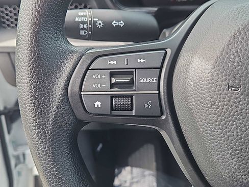 Used 2024 Honda CR-V EX image 23