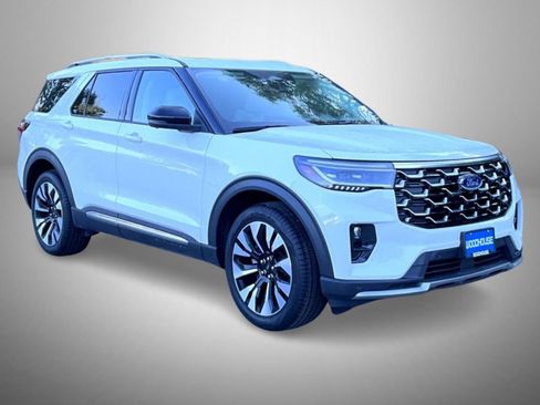 New 2026 Ford Explorer Platinum w/ LUX Leather Package AWD/4WD image 3