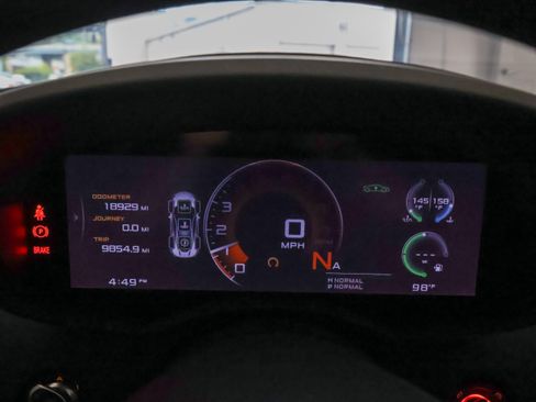 Used 2018 McLaren 570S RWD image 12