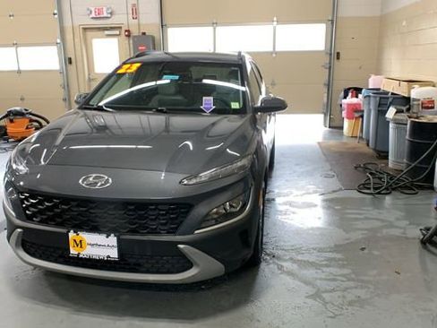 Used 2023 Hyundai Kona SEL w/ Convenience Package AWD/4WD image 3