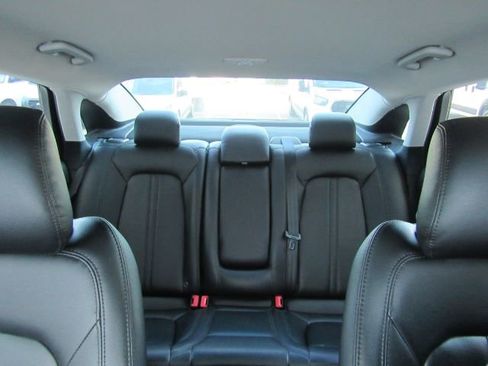 Used 2016 Lincoln MKZ Hybrid image 32