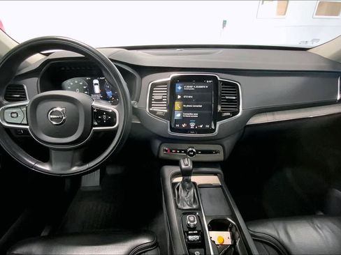 Used 2021 Volvo XC90 T6 Inscription w/ Climate Package image 10