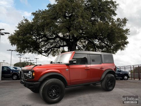 Used 2021 Ford Bronco First Edition image 1