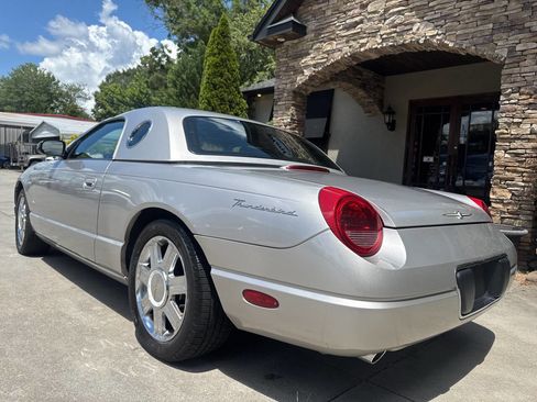 Used 2004 Ford Thunderbird Deluxe image 3