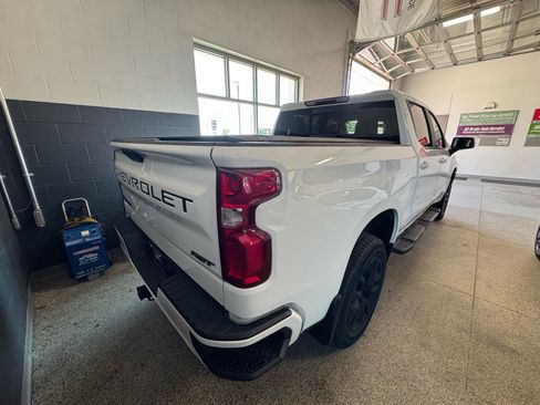 Used 2020 Chevrolet Silverado 1500 RST AWD/4WD image 5