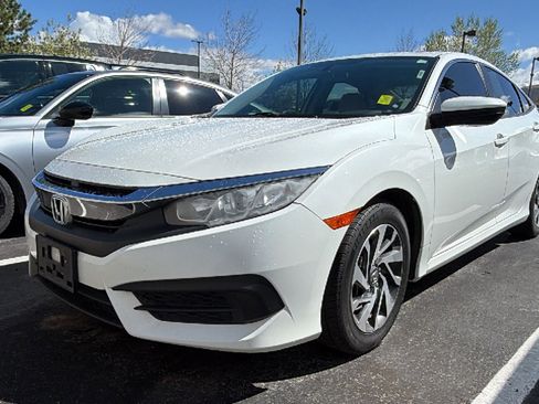 Used 2018 Honda Civic EX image 4