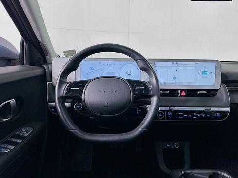Used 2024 Hyundai Ioniq 5 SEL image 17