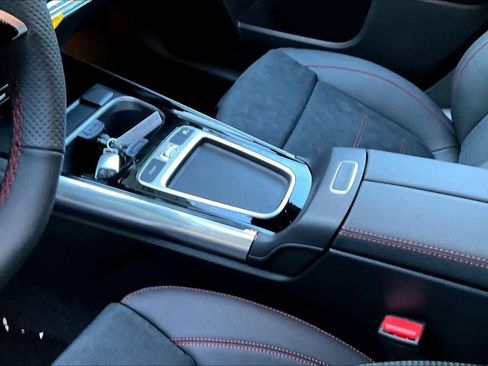 New 2026 Mercedes-Benz GLA 250 4MATIC image 11