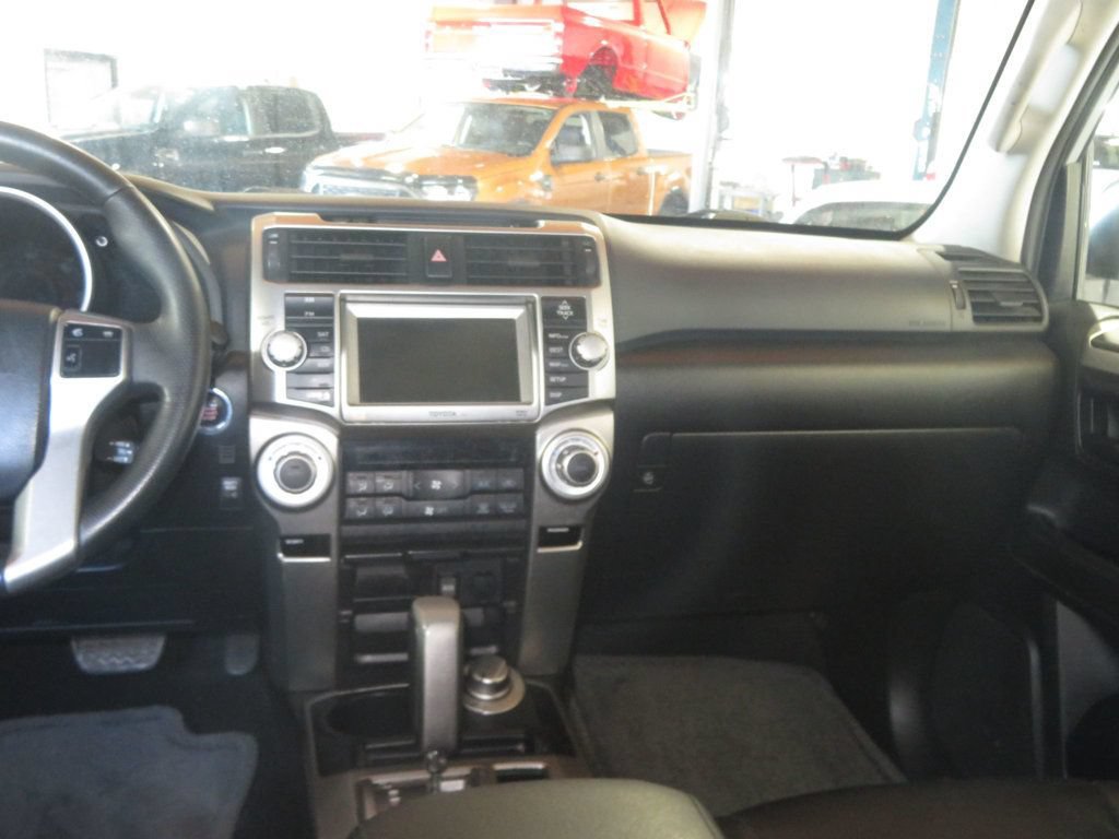 Used 2011 Toyota 4Runner Limited AWD/4WD image 37