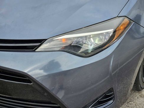 Used 2018 Toyota Corolla LE image 7