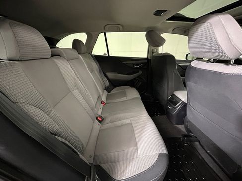 Used 2021 Subaru Outback Premium image 17