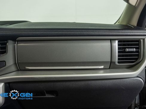 Used 2024 Ford Expedition XLT image 42