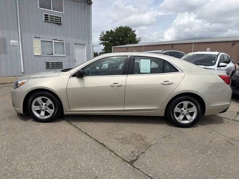 Used 2014 Chevrolet Malibu LS FWD image 2