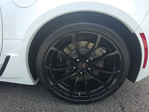 Used 2017 Chevrolet Corvette Grand Sport RWD image 14