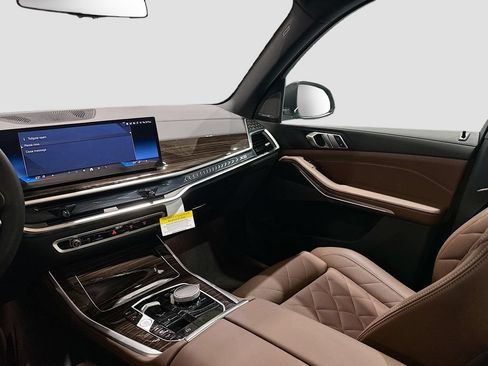 New 2026 BMW X5 xDrive40i AWD/4WD image 24