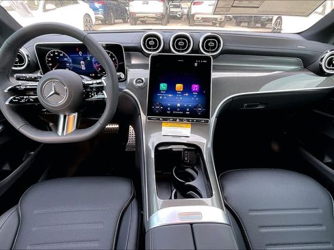 New 2026 Mercedes-Benz GLC 300 image 8