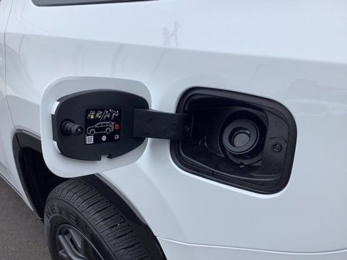 New 2026 Jeep Grand Wagoneer Limited image 26