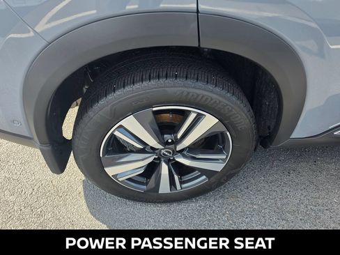 Certified 2023 Nissan Rogue SL w/ SL Premium Package FWD image 12