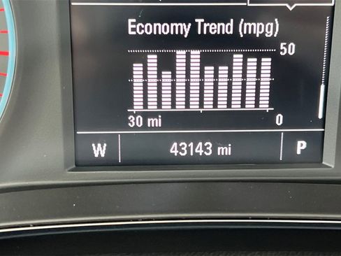 Used 2017 Chevrolet Cruze LS image 22