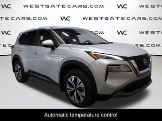 Used 2022 Nissan Rogue SV video 2