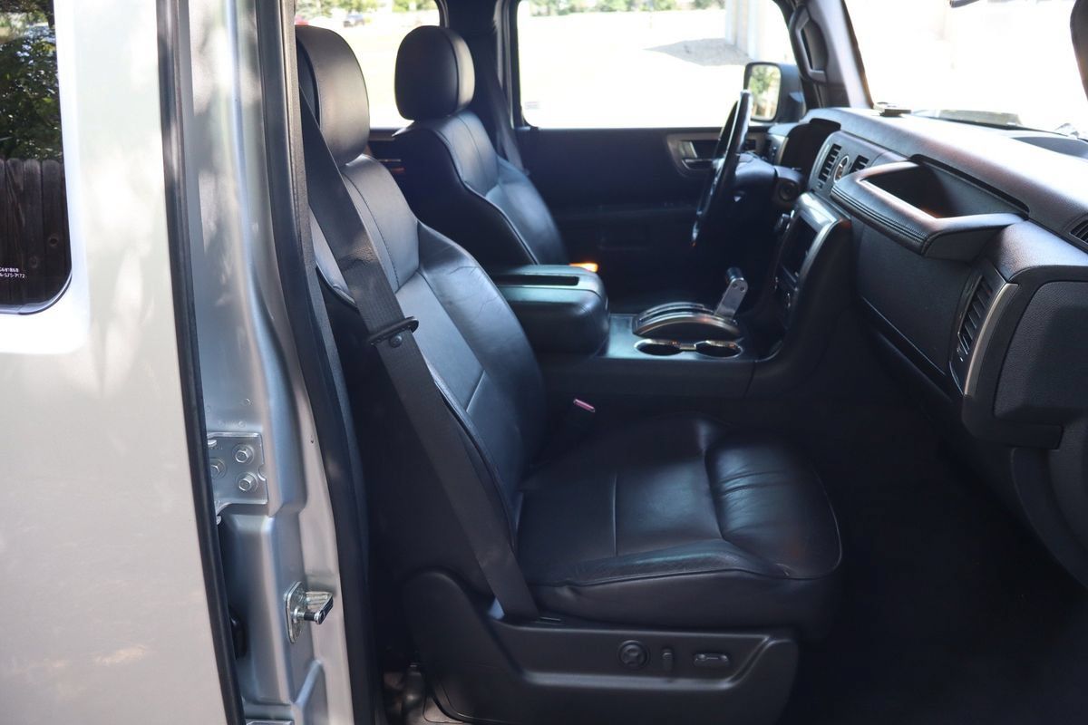 Used 2009 HUMMER H2 Luxury AWD/4WD image 21