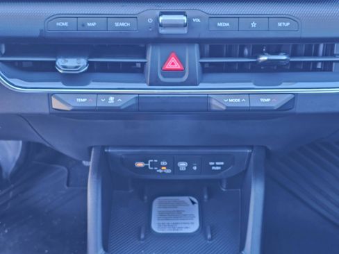 New 2025 Kia K4 GT-Line image 25