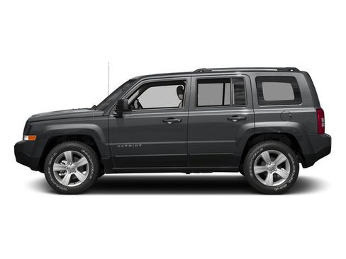 Used 2017 Jeep Patriot Sport w/ Power Value Group FWD image 3