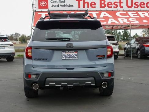 Used 2022 Honda Passport TrailSport image 8