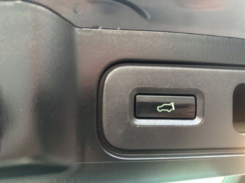 Used 2015 MAZDA CX-9 Grand Touring w/ GT Technology Package image 16