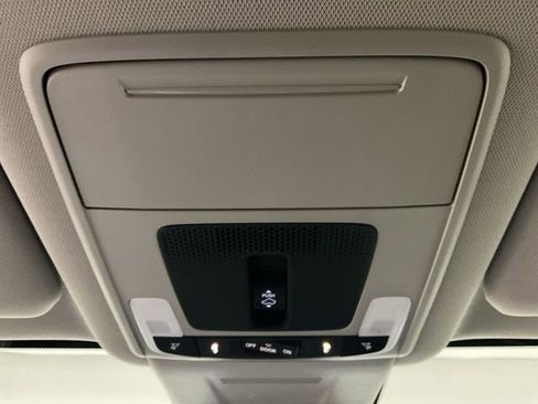 Used 2024 Honda CR-V EX-L image 20
