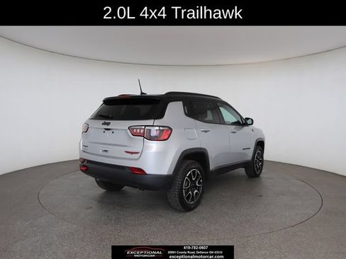 Used 2025 Jeep Compass Trailhawk AWD/4WD image 19